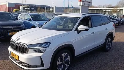 Wit Occasion 2024 Skoda Kodiaq Business Line SUV | € 42.895 (Eerlijke prijs)