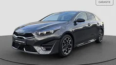 Grijs metallic Gebruikt 2023 Kia ProCeed GT-Line Hatchback | € 25.445 (Eerlijke prijs)