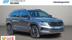 Grijs Gebruikt 2025 Skoda Karoq SportLine SUV | € 39.950 (Eerlijke prijs)