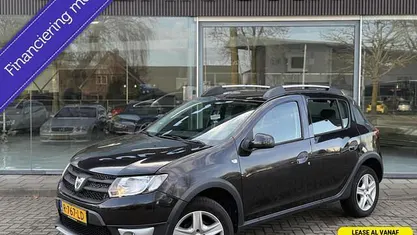Occasion 2016 Dacia Sandero Lauréate Hatchback | € 5.500 (Eerlijke prijs)