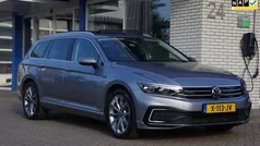 Grijs Gebruikt 2021 VW Passat Business Stationwagen | € 27.950 (Eerlijke prijs)
