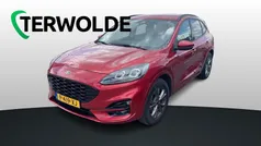 Rood Gebruikt 2021 Ford Kuga ST-Line X SUV | € 27.795 (Eerlijke prijs)