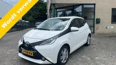 Gebruikt 2017 Toyota Aygo X-play Hatchback | € 7.950 (Goede deal)
