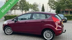 Rood Gebruikt 2011 Ford Fiesta Titanium Hatchback | € 2.950 (Goede deal)