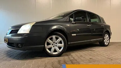 Grijs Occasion 2006 Renault Vel Satis Hatchback | € 1.750 (Eerlijke prijs)