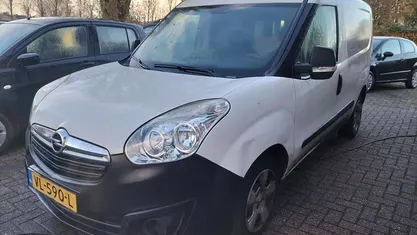 Occasion Opel Combo 90 PK (66 kW) 2015 Sedan