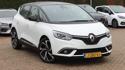 Gebruikt 2017 Renault Scénic IV Intens MPV | € 9.999 (Goede deal)