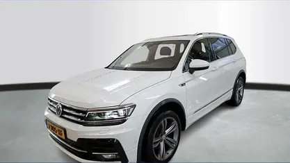 Pure white Occasion 2020 VW Tiguan Allspace Highline SUV | € 33.490 (Eerlijke prijs)