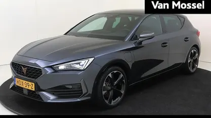 Grijs Occasion 2025 Cupra Leon Hatchback | € 26.935 (Goede deal)