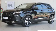 Zwart Gebruikt 2023 Peugeot 3008 GT SUV | € 28.645 (Eerlijke prijs)