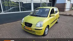 Geel, metallic lak Gebruikt 2007 Kia Picanto 2 Hatchback | € 1.340 (Eerlijke prijs)