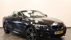 Zwart Gebruikt 2018 BMW 220 Executive Cabriolet | € 25.250 (Eerlijke prijs)