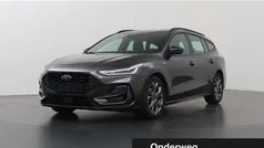 Grijs Gebruikt 2023 Ford Focus ST-Line Stationwagen | € 24.830 (Eerlijke prijs)