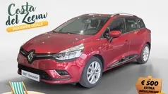Rood Gebruikt 2017 Renault Clio GrandTour Intens Stationwagen | € 10.945 (Eerlijke prijs)