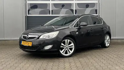 Occasion Opel Astra Edition 140 PK (102 kW) 2011 Hatchback