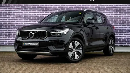 Occasion 2020 Volvo XC40 Momentum SUV | € 29.894 (Goede deal)