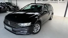 Grijs Gebruikt 2023 VW Passat Business Stationwagen | € 27.950 (Eerlijke prijs)
