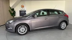Bruin Gebruikt 2012 Ford Focus Titanium Hatchback | € 4.450 (Eerlijke prijs)