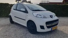Wit Gebruikt 2012 Peugeot 107 Hatchback | € 5.749 (Eerlijke prijs)