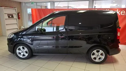 Occasion Ford Transit Limited 99 PK (72 kW) 2023 Zwart Van