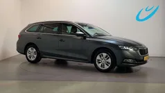 Grijs Gebruikt 2021 Skoda Octavia Business Line Stationwagen | € 16.250 (Eerlijke prijs)