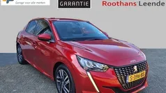 Rood Gebruikt 2021 Peugeot 208 Allure Hatchback | € 15.900 (Eerlijke prijs)