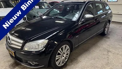 Zwart (metallic) Occasion 2008 Mercedes C200 Avantgarde Stationwagen | € 5.250 (Eerlijke prijs)