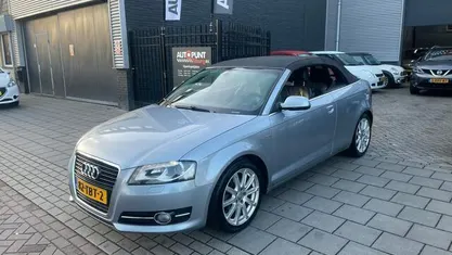 Occasion Audi A3 Cabriolet Ambition 105 PK (77 kW) 2012 Grijs, metallic lak Cabriolet