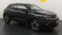 Zwart Gebruikt 2025 Opel Mokka Edition SUV | € 27.899 (Eerlijke prijs)