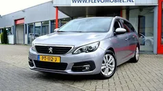 Grijs, metallic lak Gebruikt 2017 Peugeot 308 Stationwagen | € 8.250 (Eerlijke prijs)