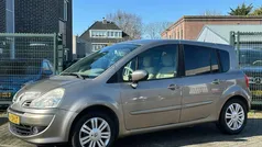 Beige Gebruikt 2008 Renault Modus Expression MPV | € 2.999 (Eerlijke prijs)