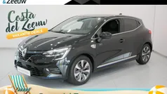 Gebruikt 2021 Renault Clio V Hatchback | € 19.895 (Eerlijke prijs)