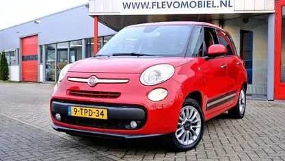 Rood Gebruikt 2014 Fiat 500L Lounge MPV | € 6.450 (Eerlijke prijs)