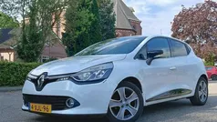 Wit Gebruikt 2014 Renault Clio IV Night&Day Hatchback | € 3.499 (Goede deal)