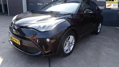 Zwart Gebruikt 2022 Toyota C-HR Active SUV | € 25.250 (Eerlijke prijs)
