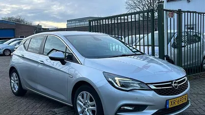Occasion 2019 Opel Astra Edition Hatchback | € 9.499 (Eerlijke prijs)
