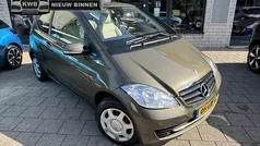 Bruin Gebruikt 2010 Mercedes A160 MPV | € 3.250 (Eerlijke prijs)