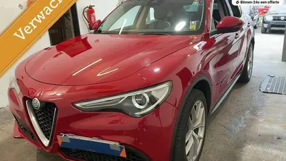 Occasion Alfa Romeo Stelvio 280 PK (205 kW) 2017 Rood (metallic) SUV