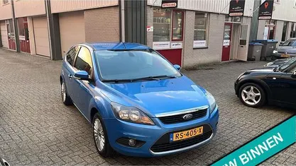 Blauw Gebruikt 2009 Ford Focus Titanium Hatchback | € 1.950 (Goede deal)