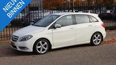 Wit Gebruikt 2014 Mercedes B180 Prestige MPV | € 7.950 (Goede deal)