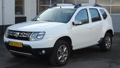 Wit Occasion 2015 Dacia Duster Anniversary SUV | € 9.450 (Eerlijke prijs)