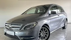 Grijs Gebruikt 2014 Mercedes B180 Ambition MPV | € 15.950 (Eerlijke prijs)