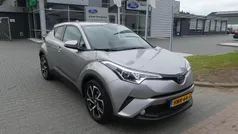 , metallic lak Gebruikt 2018 Toyota C-HR SUV | € 22.395 (Eerlijke prijs)