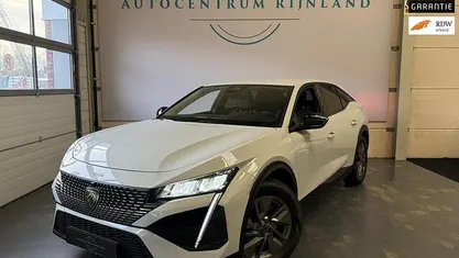 Gebruikt 2024 Peugeot 408 GTi Hatchback | € 24.999 (Super prijs)