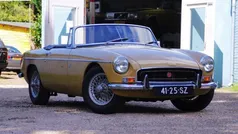 Geel Gebruikt 1971 MG B Cabriolet | € 33.000
