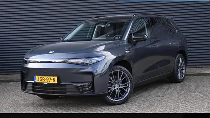 Nieuw Leapmotor C10 160 kW (218 PK) 2025 Grijs SUV