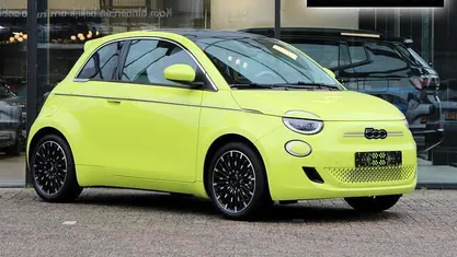 Groen Nieuw 2025 Fiat 500e La Prima Hatchback | € 23.411 (Goede deal)