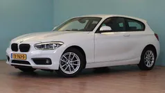 Wit Gebruikt 2018 BMW 118 Executive Hatchback | € 15.899 (Super prijs)
