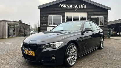 Zwart (metallic) Gebruikt 2016 BMW 316 Executive Sedan | € 11.950 (Eerlijke prijs)