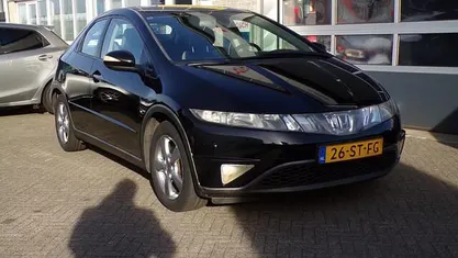 Occasion Honda Civic Sport 83 PK (61 kW) 2006 Zwart (metallic) Hatchback